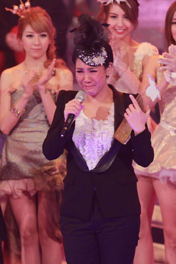 Lâm Phong đại thắng giải TVB 2011 - Hình 15