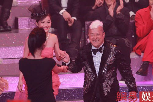 Lâm Phong đại thắng giải TVB 2011 - Hình 21
