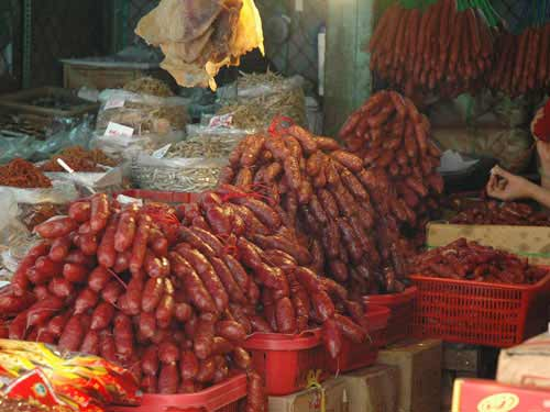 Năm 2011: Thực phẩm tiếp tục... giết người - Hình 11