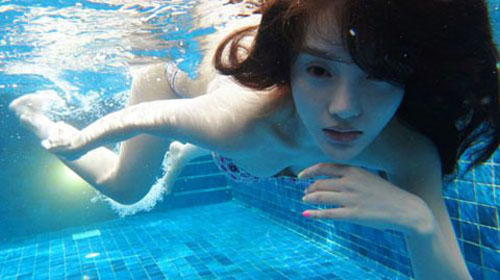 Sao Hoa ngữ gợi cảm trong bikini - Hình 15