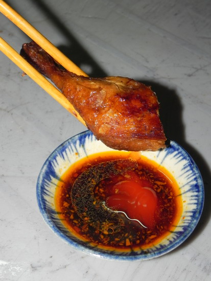 Sủi cảo gà quay hấp dẫn trên đường Nguyễn Trãi - Hình 6