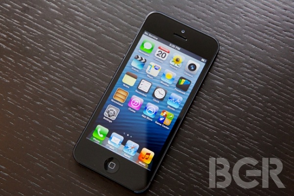Apple sẽ bán iPhone 5 tại thị trường Ấn Độ - Hình 1