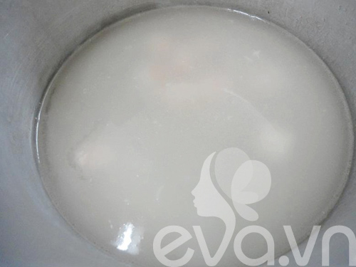 [Chế biến] - Canh bí đỏ nấu tôm thịt - Hình 5