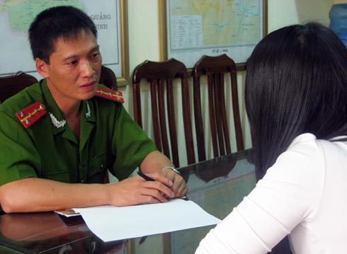 Cử công an bảo vệ nạn nhân tình dục tại nơi cư trú - Hình 1