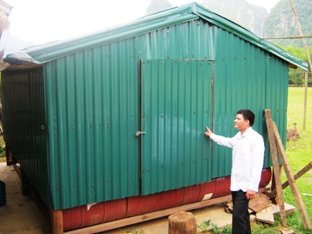 Rốn lũ Tân Hóa chuẩn bị vũ khí đón lũ - Hình 2