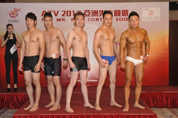 Thí sinh 46 tuổi vẫn đi thi Nam Vương - Hình 3