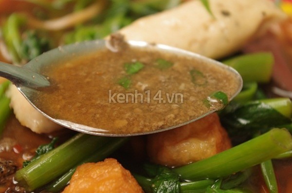 Đi ăn quán bún ốc lâu năm cực ngon, rẻ - Hình 7