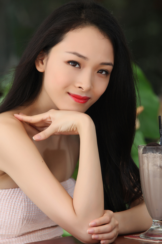 Trương Hồ Phương Nga: Tôi thấy showbiz Việt giống hội chợ triển lãm - Hình 1