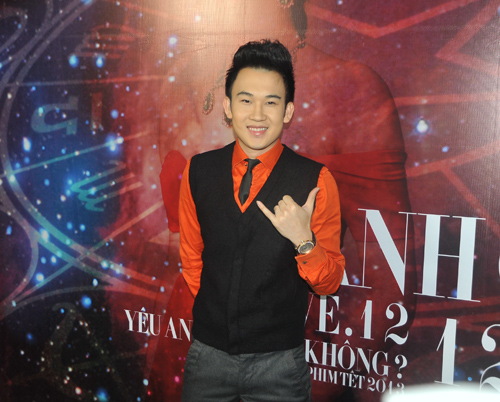 Lâm Chí Khanh xinh tươi trong ngày ra mắt công chúng - Hình 7
