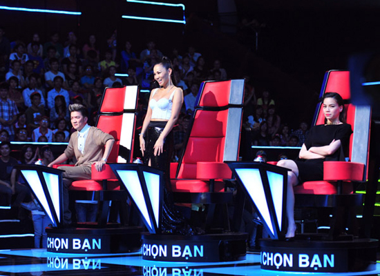 The Voice lộ rõ bản chất đầu voi đuôi chuột - Hình 1