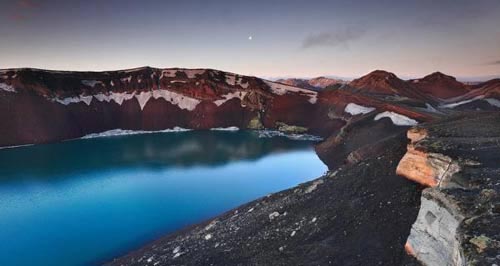 Vẻ đẹp ngoạn mục của vùng núi lửa ở Iceland - Hình 7