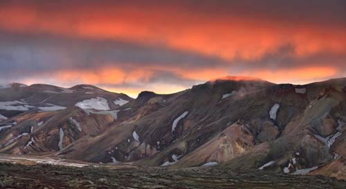 Vẻ đẹp ngoạn mục của vùng núi lửa ở Iceland - Hình 14