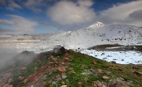 Vẻ đẹp ngoạn mục của vùng núi lửa ở Iceland - Hình 11