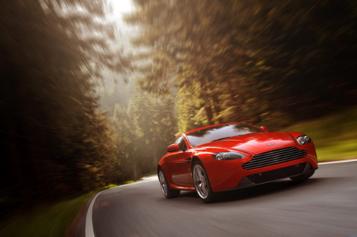 Aston Martin chính thức đập hộp V8 Vantage 2012 - Hình 5