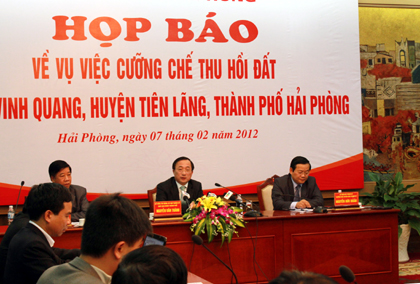 Bí thư Hải Phòng: Sẽ khởi tố vụ phá nhà sau cưỡng chế - Hình 2