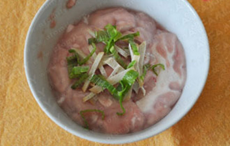 [Chế biến]- Óc heo chiên giòn - Hình 3