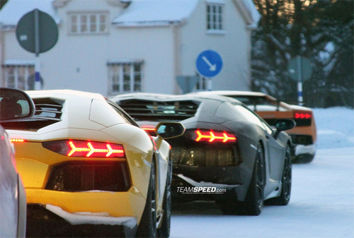 Lamborghini LP700-4 Aventador mui trần lộ ảnh nóng - Hình 5