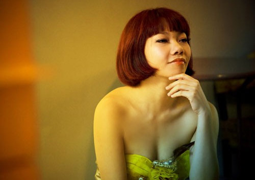 Hà Hồ bị Hương Hồ, Nguyên Thảo vượt mặt - Hình 4