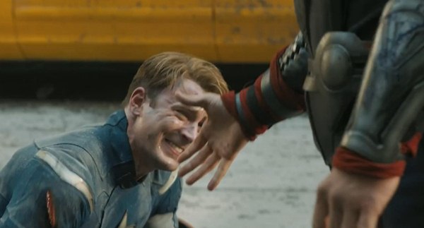 The Avengers: Khi các anh hùng đã hết... chí chóe! - Hình 2