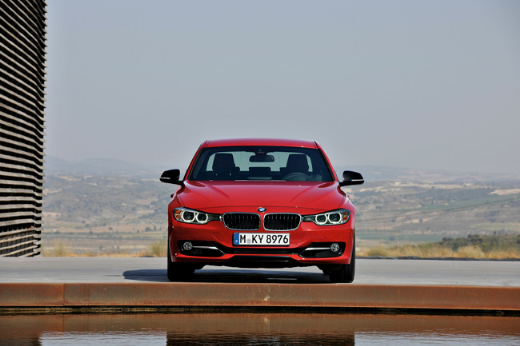 BMW 3-Series mới - Vũ khí chống lại Mercedes-Benz - Hình 1