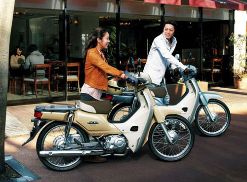 Honda Super Cub 110 2013 có giá khoảng 60 triệu đồng - Hình 1