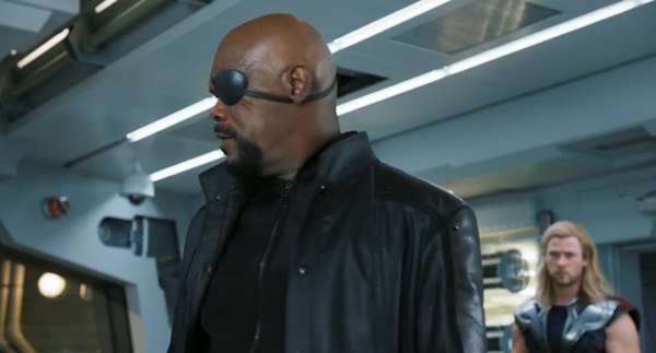 The Avengers: Khi các anh hùng đã hết... chí chóe! - Hình 22