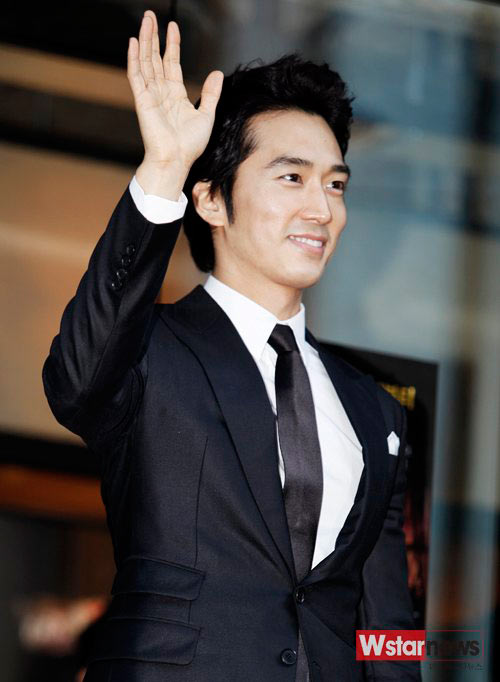 Song Seung Heon bén duyên anh chàng sexy - Hình 2