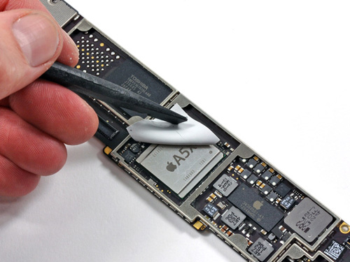 Apple sắp cướp ngôi đầu về chip di động của Intel - Hình 1