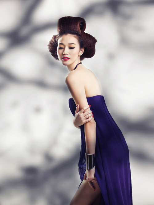 Khánh My ấn tượng trong trang phục lạ - Hình 5