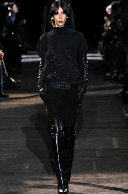 Phối đồ da sành điệu như Givenchy - Hình 35