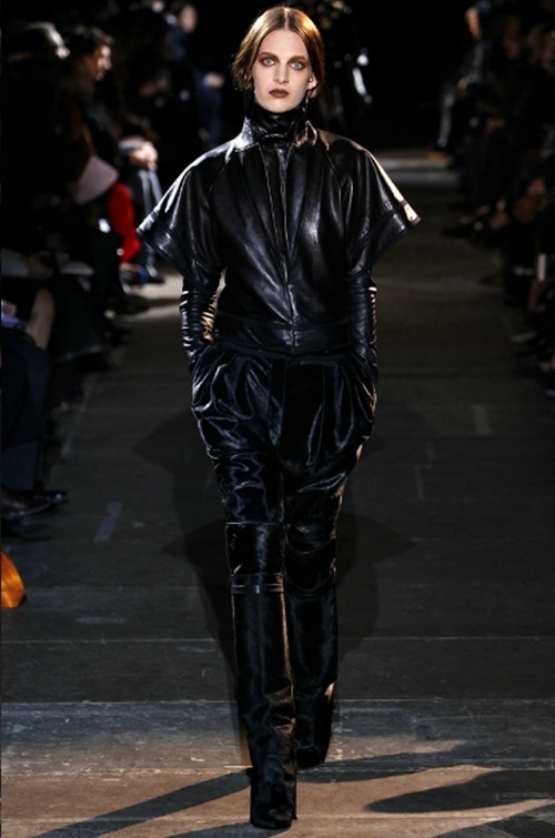 Phối đồ da sành điệu như Givenchy - Hình 22