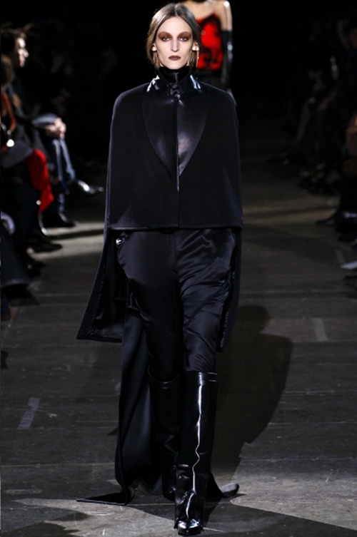 Phối đồ da sành điệu như Givenchy - Hình 39