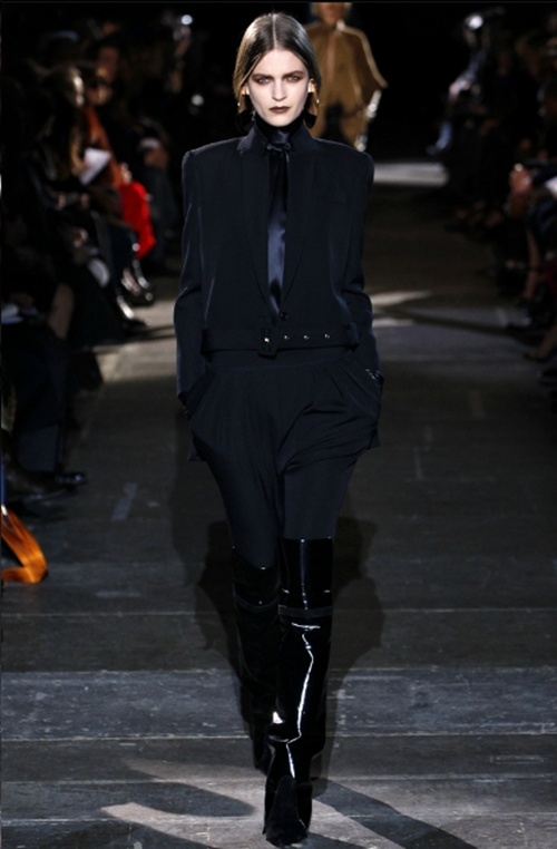 Phối đồ da sành điệu như Givenchy - Hình 32