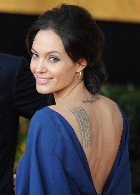 Angelina Jolie's hairstyle through the ages - Picture 14