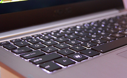 Asus Zenbook Prime với màn hình full HD ra mắt - Hình 7