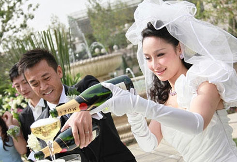 Chuyện phim giả tình thật của sao gốc Hoa - Hình 2
