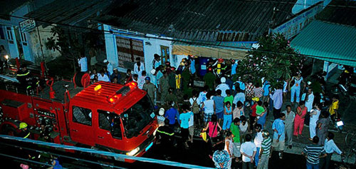 Cháy, nổ lớn tại kho hàng thuốc thú y thủy sản - Hình 2