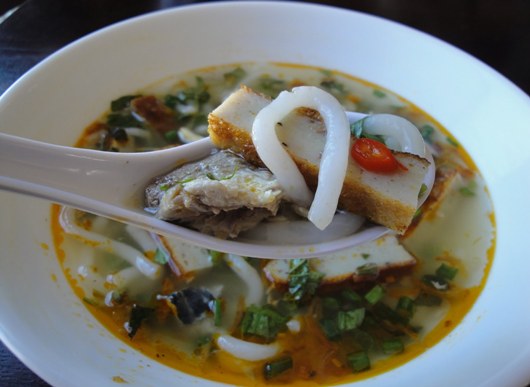 8 loại bánh canh hấp dẫn của Sài Gòn - Hình 4