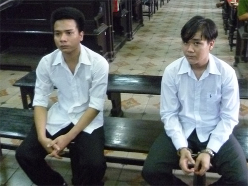 Kẻ giết người vì không cho nhậu lãnh án chung thân - Hình 1