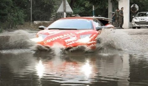 Kinh nghiệm lội nước cho xế hộp - Hình 2