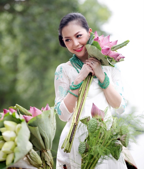Mỹ nhân Việt nào sinh con năm Thìn hợp nhất? - Hình 9
