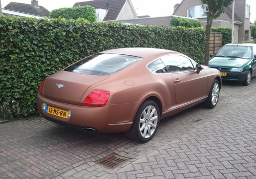 Bentley Continental GT màu đồng tuyệt đẹp - Hình 2
