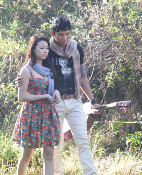 Trà Ngọc Hằng kín hơn trong single đầu tay - Hình 8