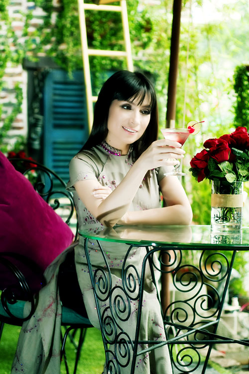 Phi Nhung hát ca khúc được Hoài Linh viết tặng - Hình 4