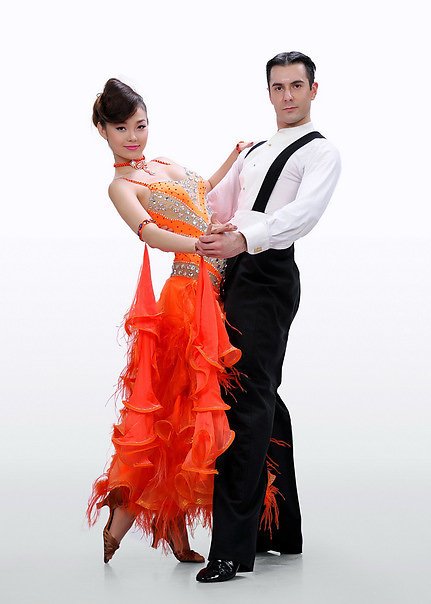 Minh Hằng được nhiều người khuyên bỏ thi BNHV - Hình 2