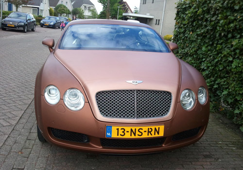 Bentley Continental GT màu đồng tuyệt đẹp - Hình 3