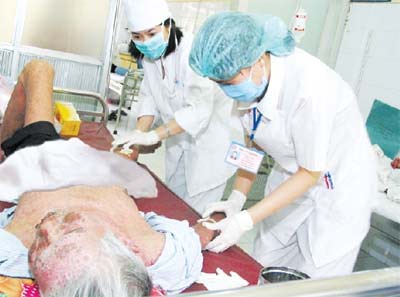 Thuốc tiêu độc có thể gây họa - Hình 1