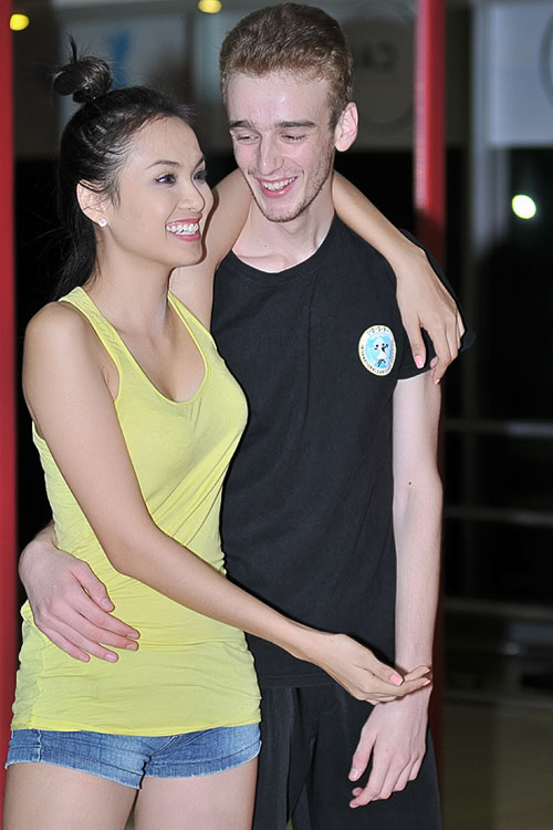 Diễm Hương khoe vẻ sexy trên sàn tập Bước nhảy hoàn vũ - Hình 19