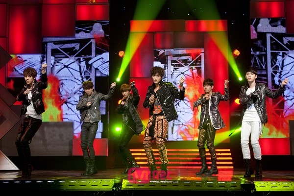 EXO-K hé lộ bí kíp bám trụ tại SM - Hình 3