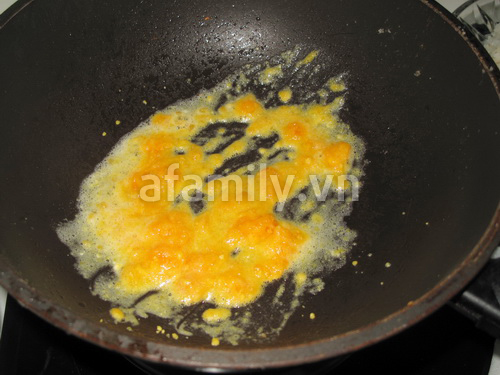 [Chế biến] - Cơm chiên trứng muối lạ miệng - Hình 5